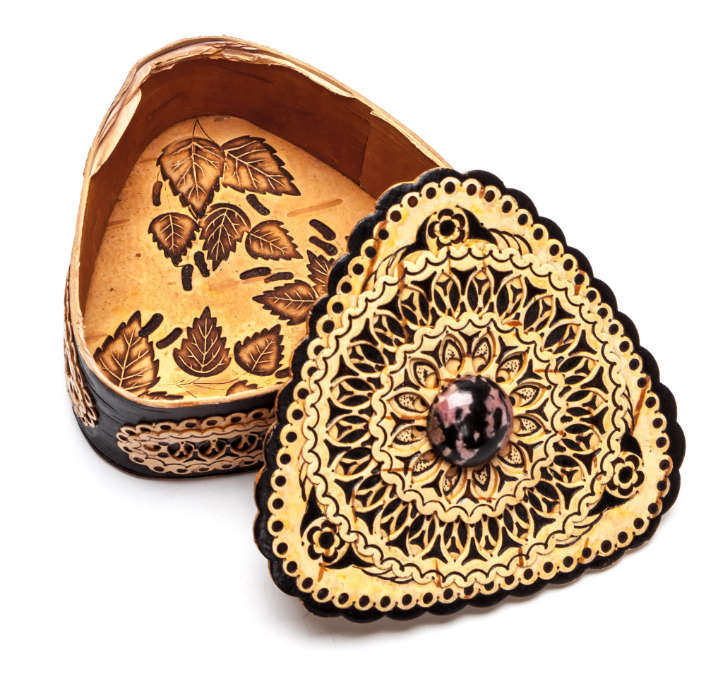 80x75 mm Siberian Patterns hand made Birchbark Jewelry Box (by Maxim Birch)