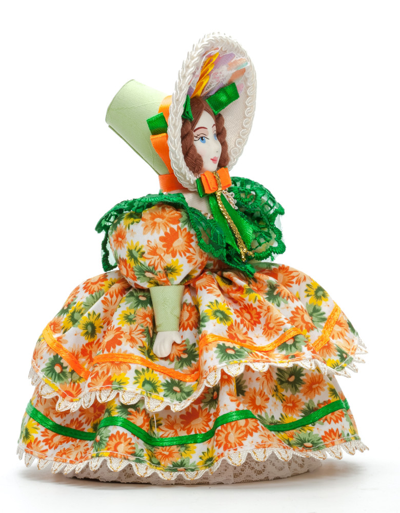 170 mm Young Lady with the Bonnet Porcelain Doll (by Le Russe)
