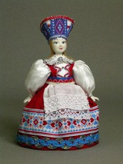 Кукла в эстонском костюме
