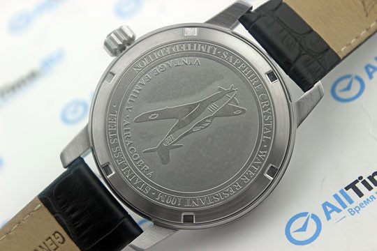 Швейцарские механические наручные часы Aviator V.3.21.0.137.4