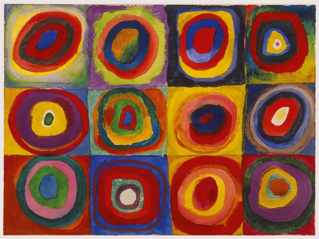 160 mm Squares with Concentric Circles by Kandinsky hand painted on wooden Matryoshka doll 5 pcs