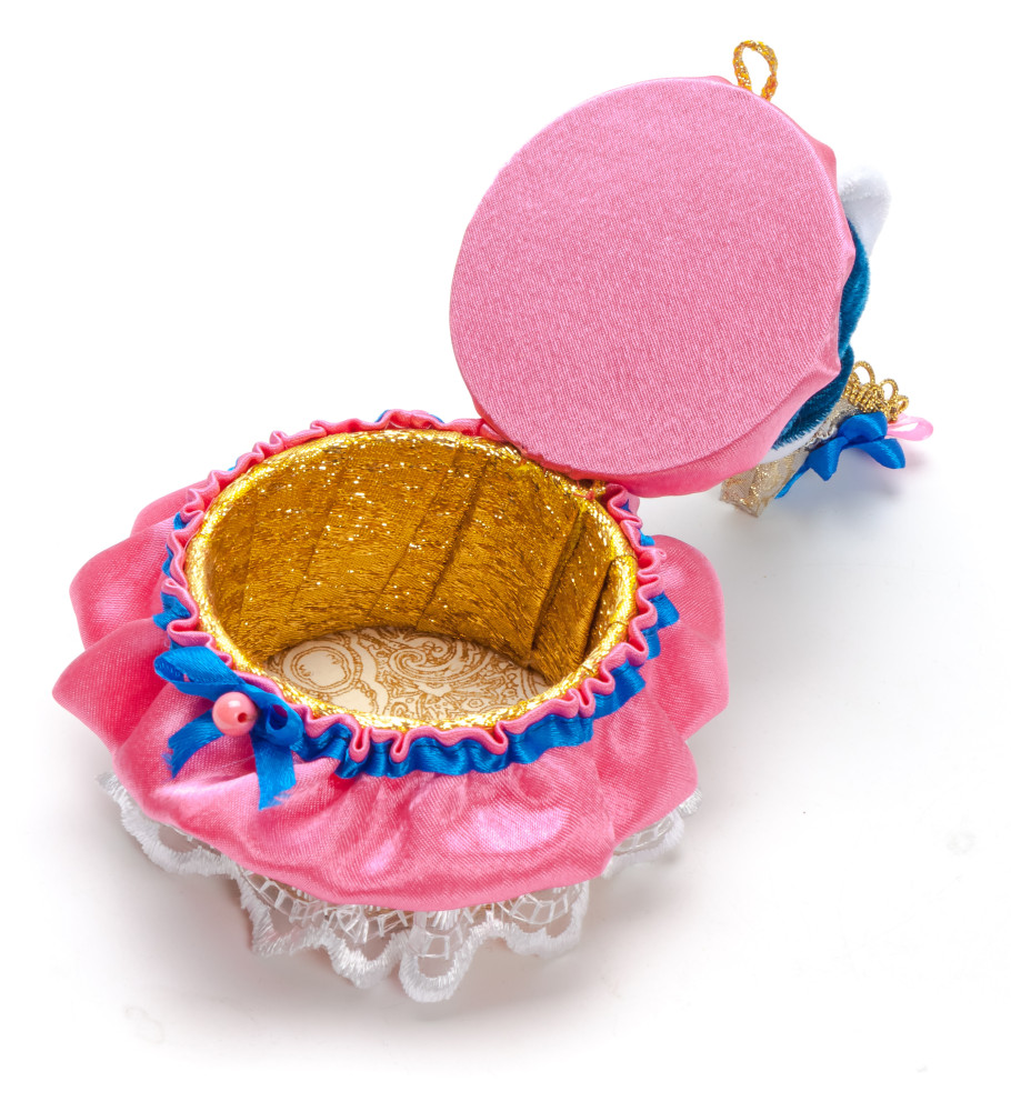 Girl with a Clutch in a Winter Hat and Dress of the 18th century style hand-sewn Doll with Jewelry Box (by Le Russe)
