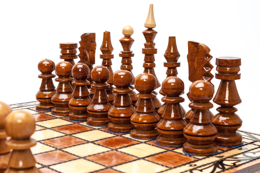 305x305 mm Hand Carved Chess Pieces on Inlaid Wood Board Box (by Fyodor Chess Workshop)