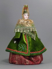 Russian Beauty hand made Porcelain Doll - 11 Inches (by Le Russe)