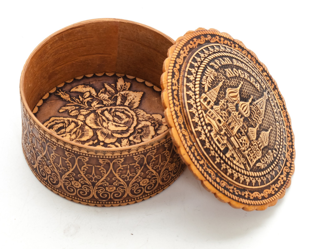  d 70 mm Saint Basil Cathedral hand made Birchbark Jewelry Box (by Maxim Birch)