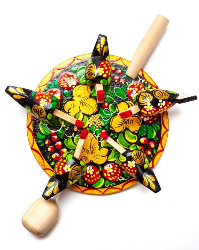 200x140 mm Pecking Chicken Hand Carved and Painted Russian Wooden Khokhloma Toy (by Bogorodskoe Studio)