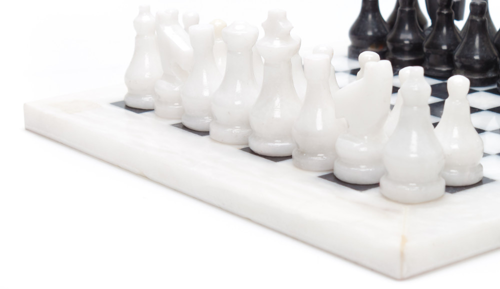 200x200 mm Black & White Onyx Chess Pieces on Onyx Chess board (by Onyx Crafts)