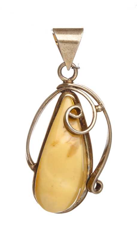 10 g Baltic Amber Pendant
