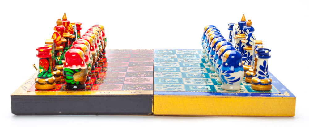 290x290 mm Wooden Chess Board with Khokhloma and Gzhel Art Hand Painted Chess Pieces (by Alexander Chess Studio)