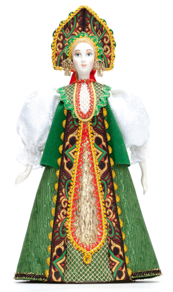 270 mm Russian Noblewoman in a Dress and Kokoshnik (by Le Russe)