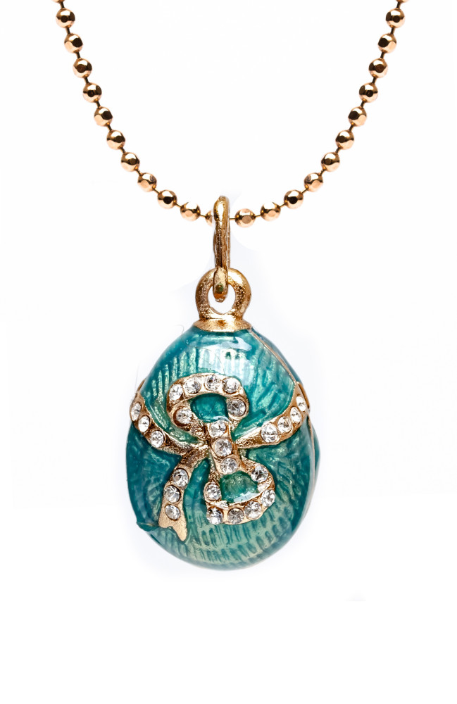 Bow Ligt Blue Egg Pendant