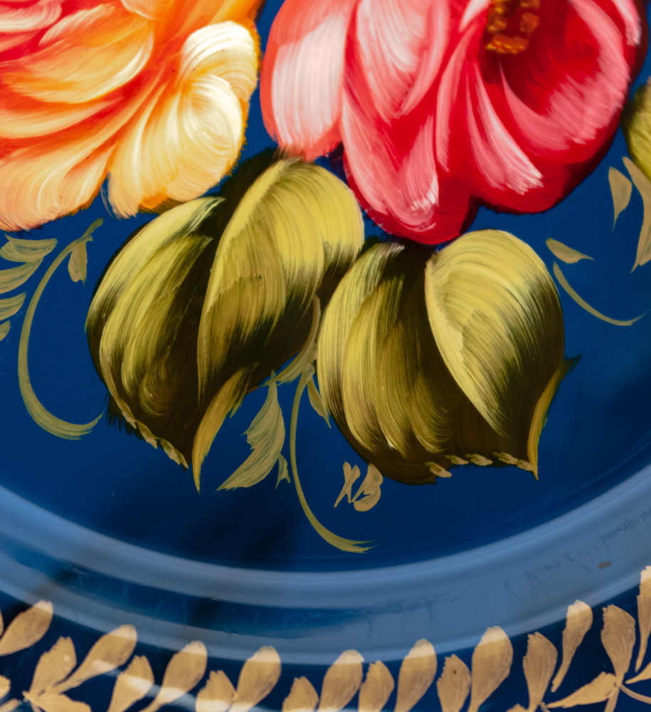  d 180 mm Zhostovo Patterns hand painted and lacquered Metal Forged Blue Tray (by Lada Crafts)