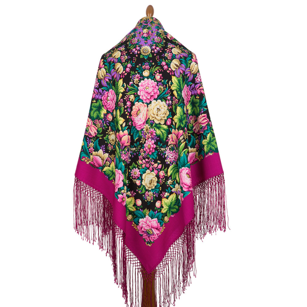 Shop Thick Woolen Fabric Shawls with Silk Fringe 148x148 cm Шаль «Диво дивное» online at Skazka.site | Eligible for fast shipping and free returns. Шаль «Диво дивное»