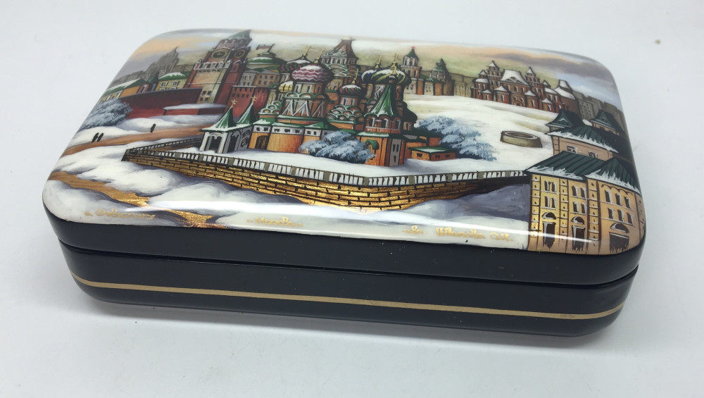 130 x 80 mm Moscow Winter hand painted lacquered box from Fedoscino (by Mihail Studio)