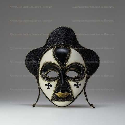 The Clubs Porcelain Mask