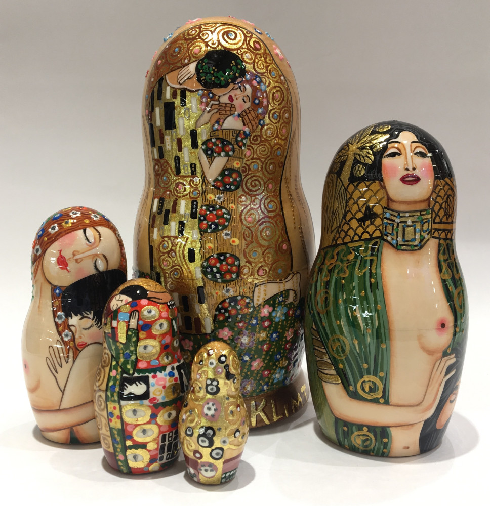 200 mm The Kiss hand painted wooden Matryoshka doll 5 pcs (by A Studio)