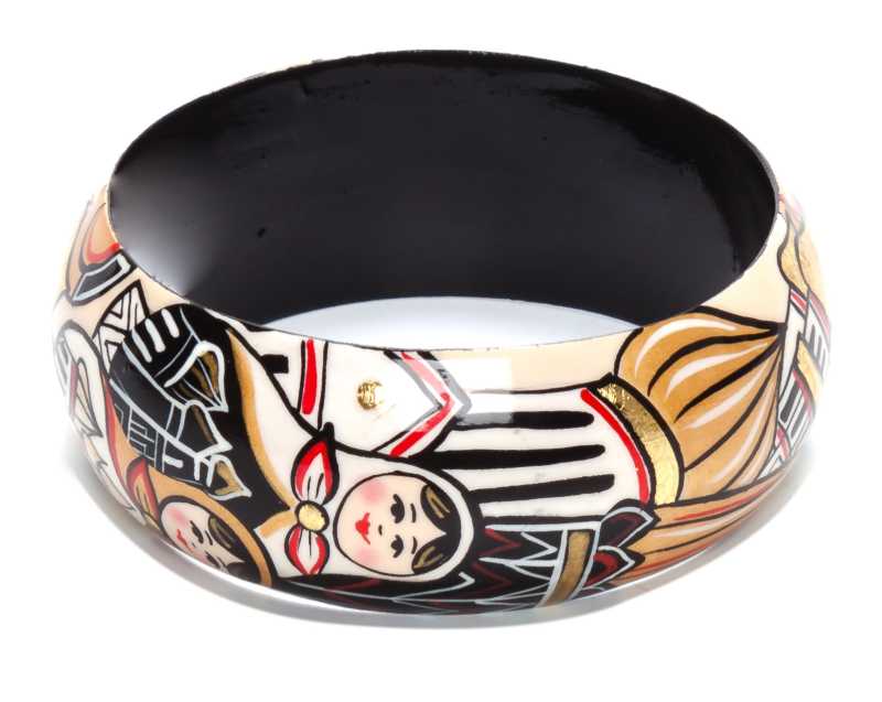 80x16 mm Moscow Kremlin and Matryoshkas hand painted by Lentuloff on wooden Bracelet (by A Studio)
