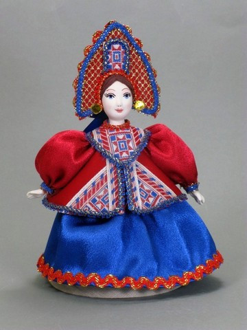 Сувенирная кукла