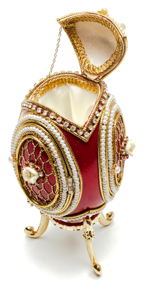 140 mm Red Mesh with the Rose Easter Egg