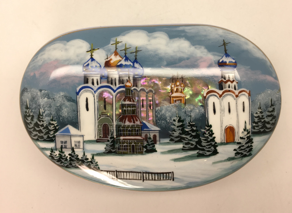100 x 70 mm Suzdal Churches hand painted on shell Fedoscino lacqured papier-mache box (by Tatiana Fedoscino Arts)
