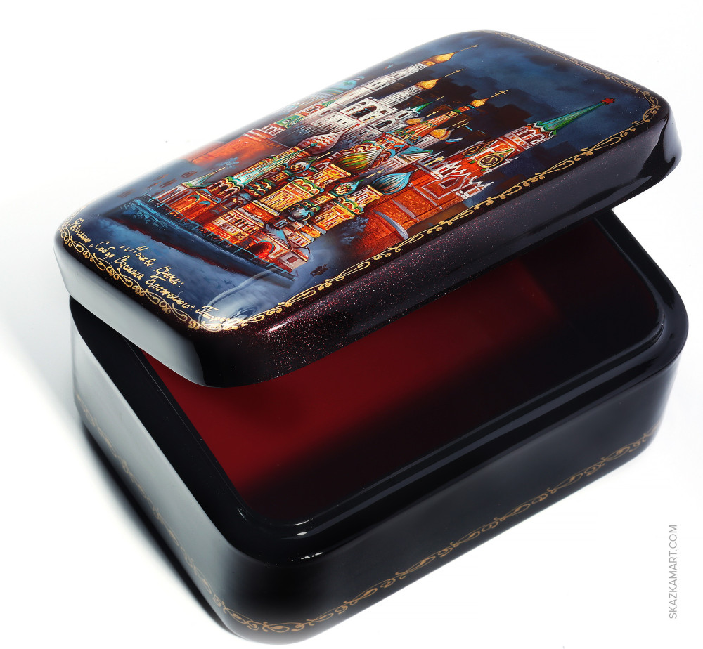 140x180 mm Moscow Kremlin at night hand painted papier-mache lacqured jewelery box (by Panferoff Studio)
