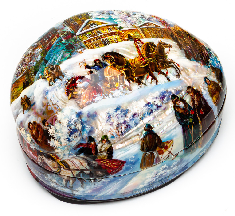 170x130mm Troika hand painted on pearl shell lacquered box from Fedoscino (by Mihail Studio)