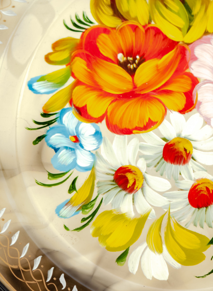  d 180 mm Zhostovo Patterns hand painted and lacquered Metal Forged Grey Tray (by Lada Crafts)