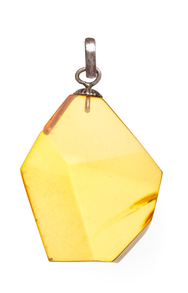 12 g Baltic Amber Pendant