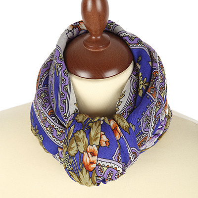 Shop Woolen Scarves with Silk Fringe 125x125 cm Платок «Сказочные мотивы» online at Skazka.site | Eligible for fast shipping and free returns. Платок «Сказочные мотивы»