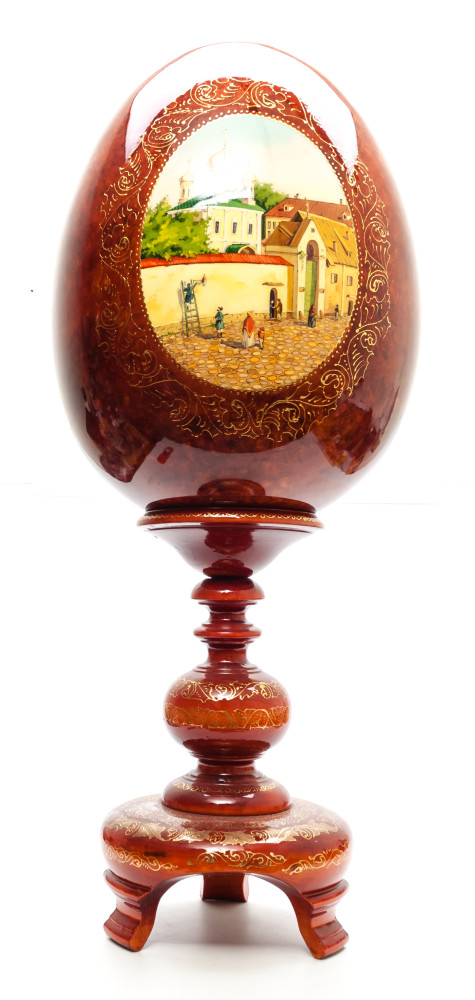 800 mm Moscow Kremlin hand painted on red colored wooden Egg with standby (by Tatiana Crafts)