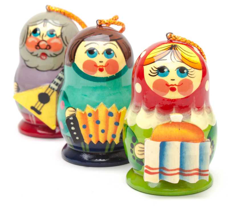 130x80 mm Russian Family hand Carved and Painted Christmas Tree Ornaments Set of 3 pcs in a Gift Box (by Andrey Studio)