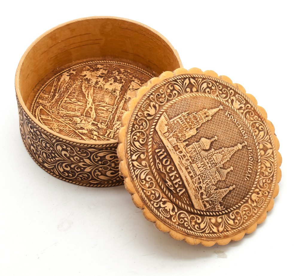  d 70 mm Red Square hand made Birchbark Jewelry Box (by Maxim Birch)