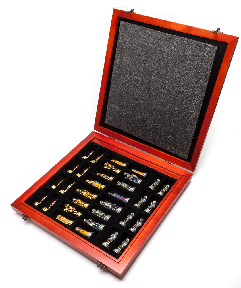 390X390 mm Wooden Chess Board with Metal Roman and Saracens Soldiers Hand Painted Chess Pieces (by Fyodor Chess Studio)