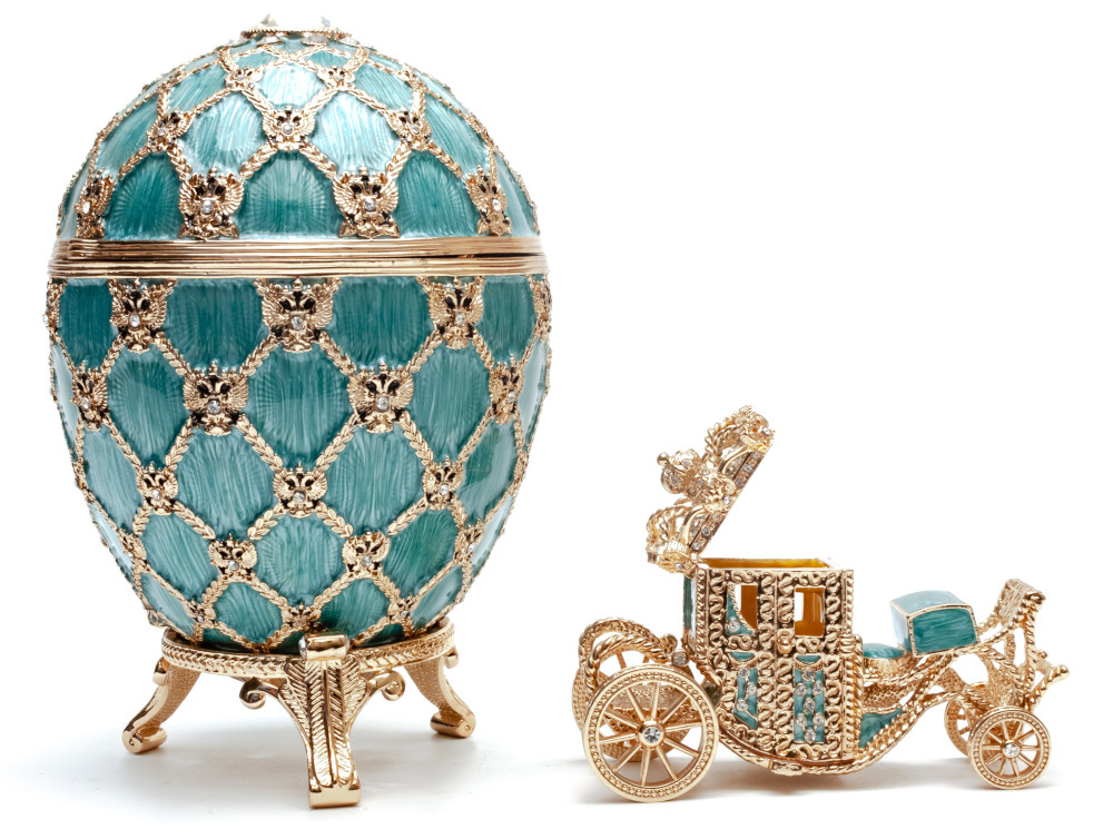 145 mm Light Blue Easter Egg with the Carriage