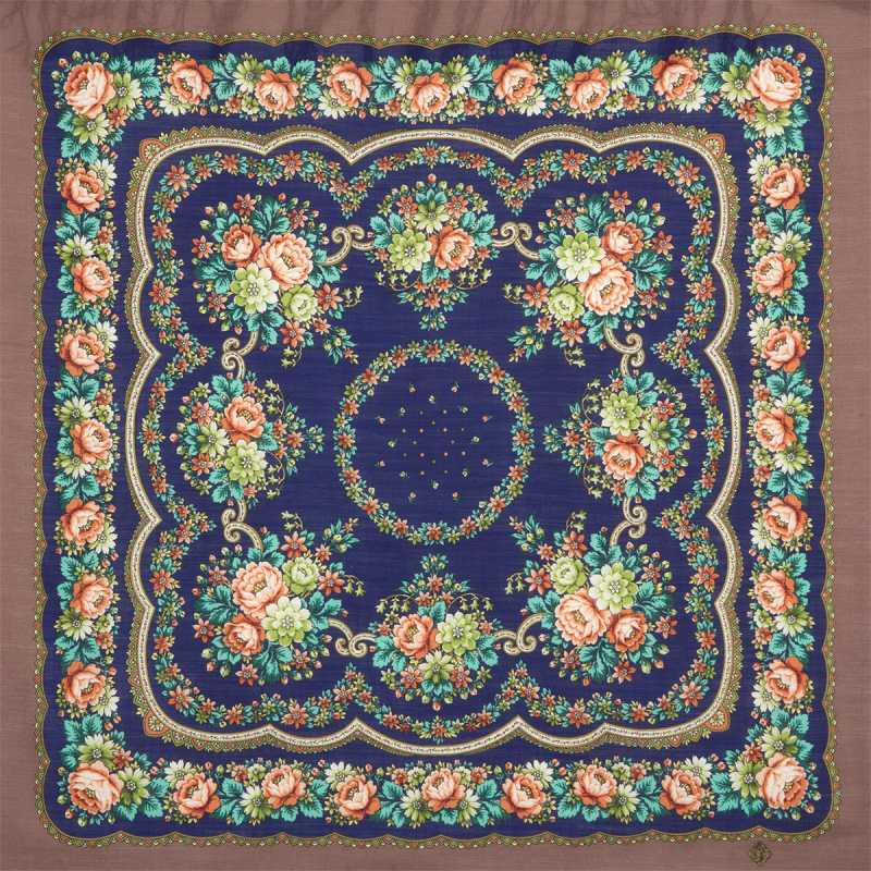 89x89 cm Tsyganochka Woolen Shawl with Woolen Fringe Pavlovo Posad Manufactory