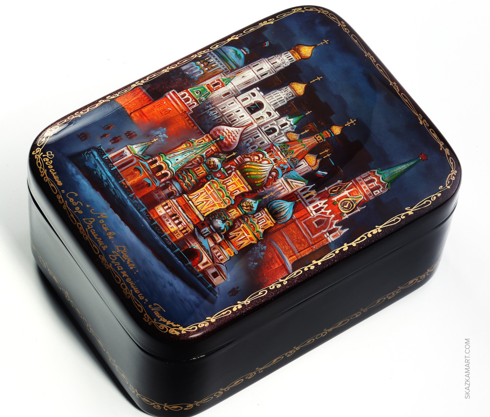 140x180 mm Moscow Kremlin at night hand painted papier-mache lacqured jewelery box (by Panferoff Studio)