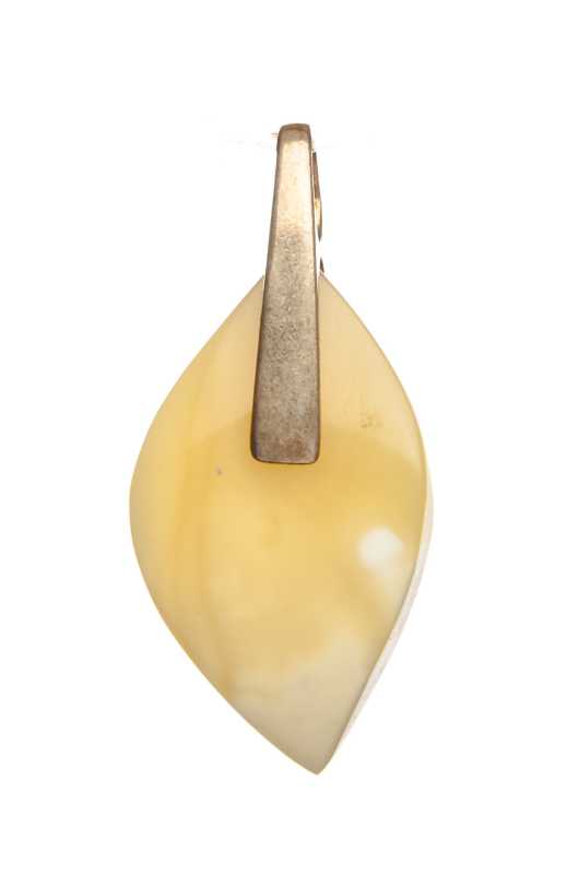 3 g Baltic Amber Pendant