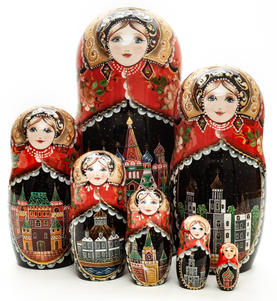 240 mm Moscow Kremlin hand painted on wooden Matryoshka doll 7 pcs (by A Studio)