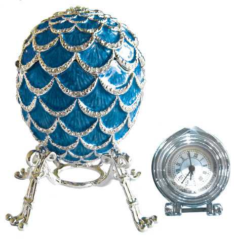 92 mm Dark Blue Pine Cone with Clock inside Easter Egg