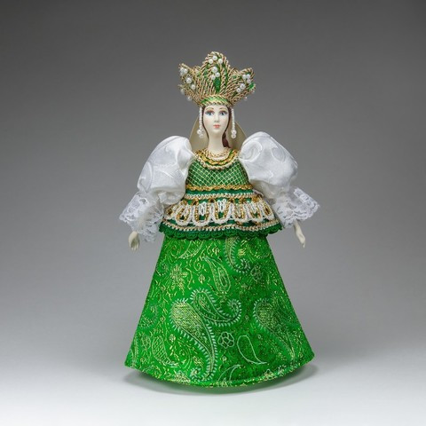Russian Queen hand made Porcelain Doll in Kokoshnik - 11 Inches (by Le Russe)