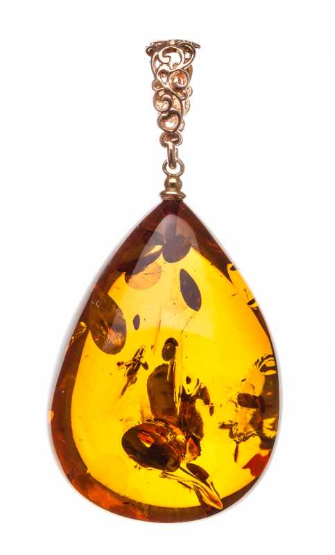 9 g Baltic Amber Pendant