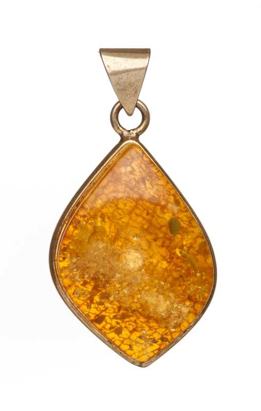 5 g Baltic Amber Pendant