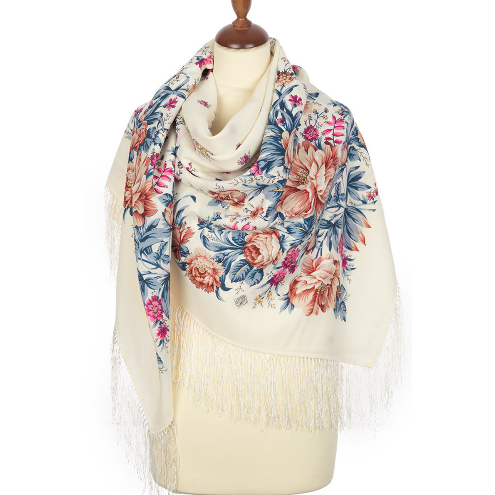 Shop Double-Thread Woolen Yarn Scarves with Silk Fringe 135x135 cm Платок «Утренний сад» online at Skazka.site | Eligible for fast shipping and free returns. Платок «Утренний сад»