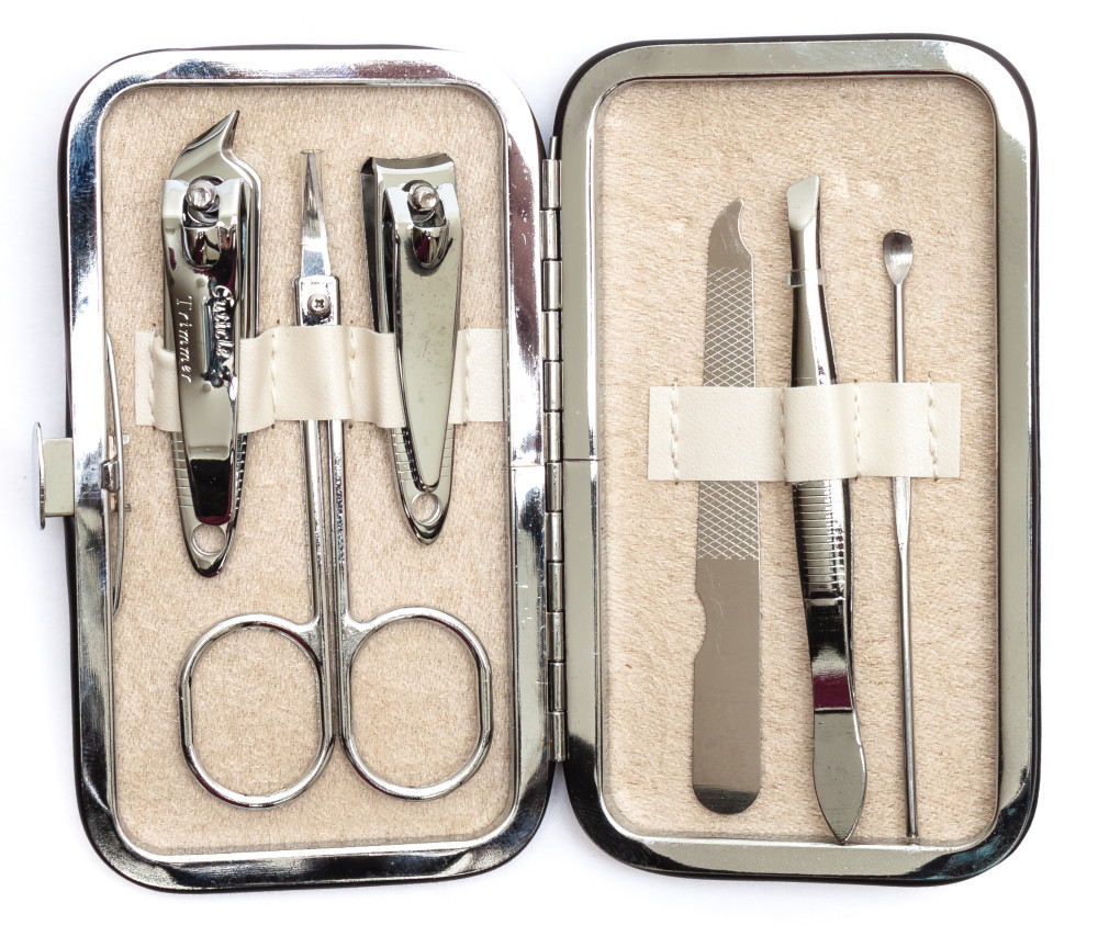 Matryoshka Russia Metal Manicure Set in a hard case (by AKM Gifts)