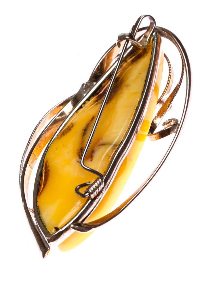 27 g Baltic Amber Brooch