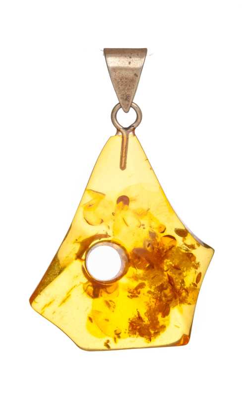 4 g Baltic Amber Pendant