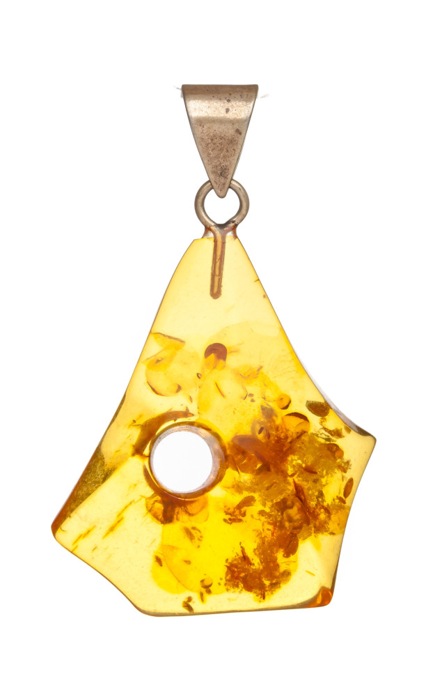 4 g Baltic Amber Pendant
