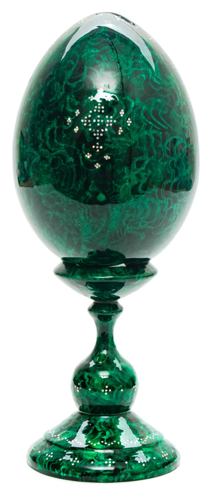 230mm Moscow Saint Basil Cathedral hand painted on green colored wooden Egg with standby (by Alexander Green)