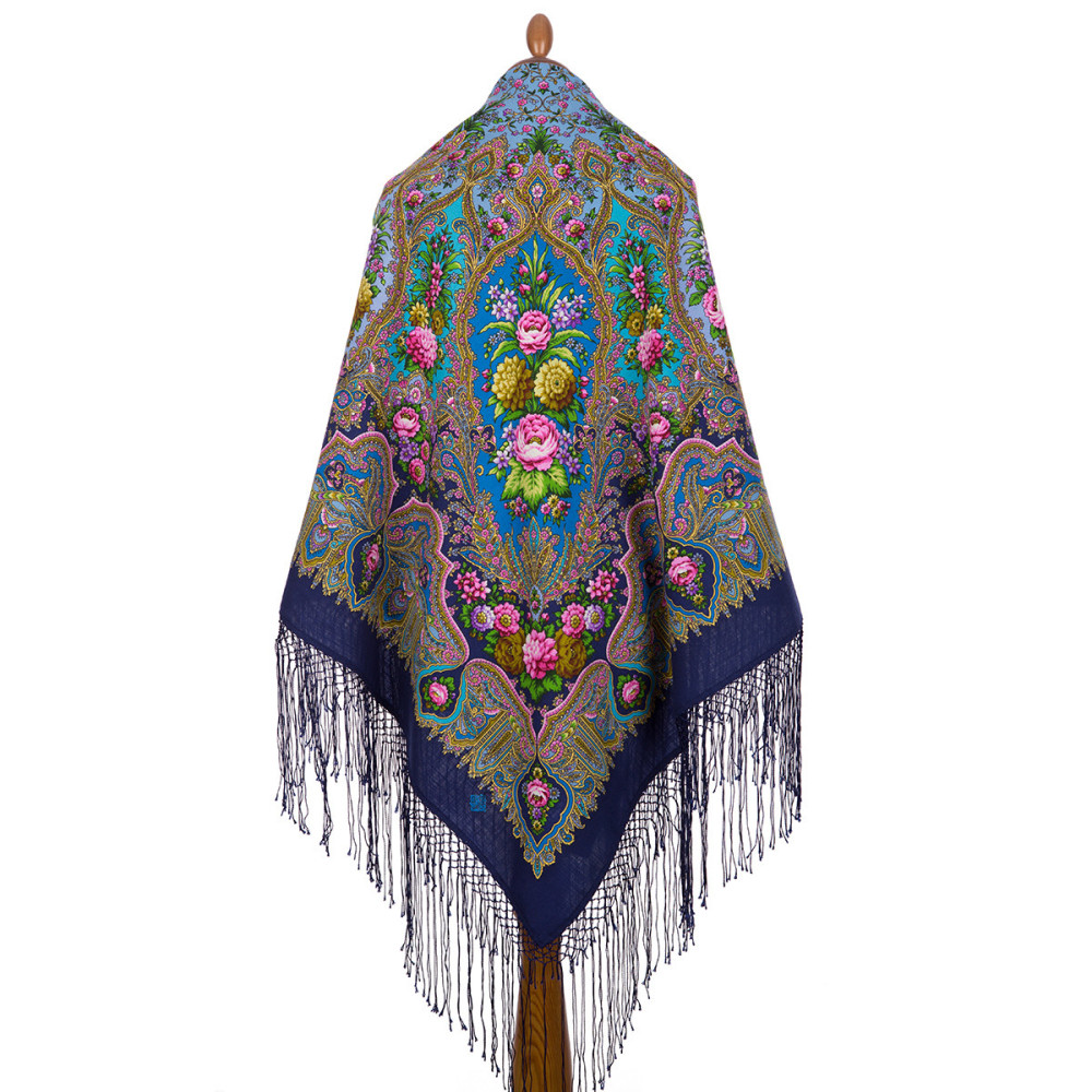Shop Thick Woolen Fabric Shawls with Silk Fringe 148x148 cm Шаль «Миндаль» online at Skazka.site | Eligible for fast shipping and free returns. Шаль «Миндаль»