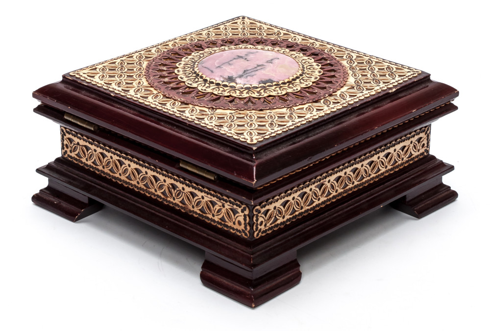 140x140 mm Siberian Patterns hand made Birchbark Jewelry Box (by Maxim Birch)